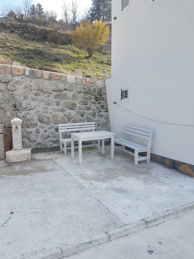 Appartement Porto Njegusi A2 à Cetinje Extérieur photo